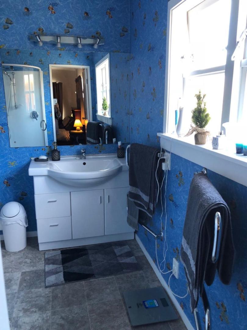 A Cozy Room With It'S Own Privacy Upper Hutt Exterior foto